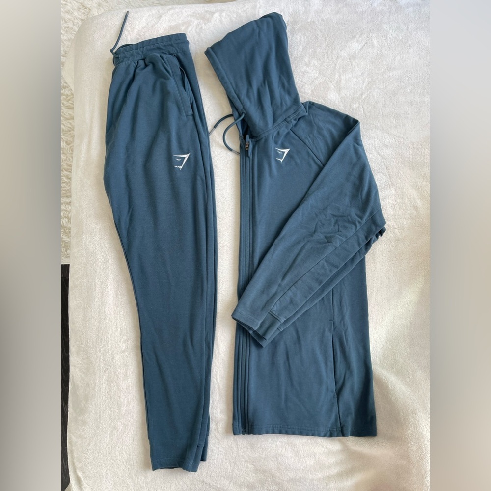 COPY - Mens Gymshark Sweatsuit